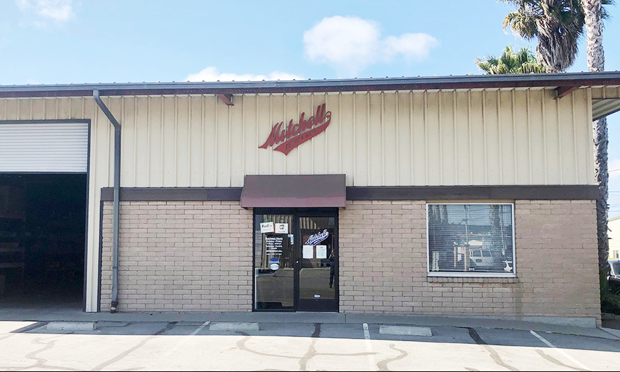 mitchell lewis salinas california